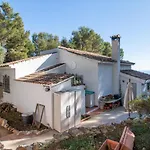 La Casita Blanca,