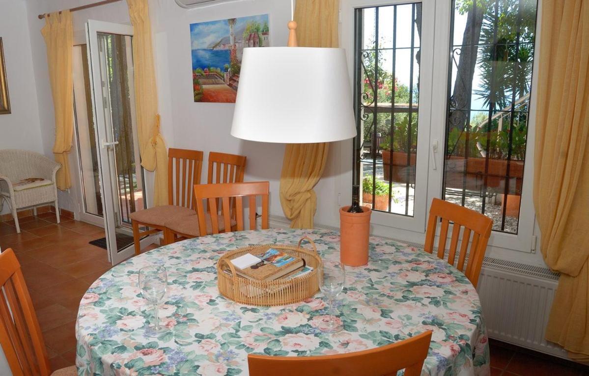 La Casita Blanca, * Marbella